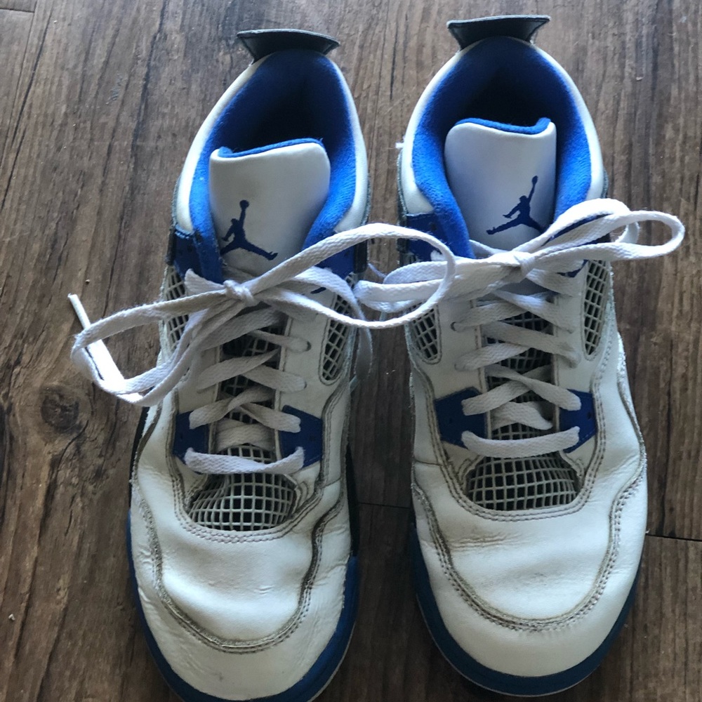 Nike Air Jordan Retro 4